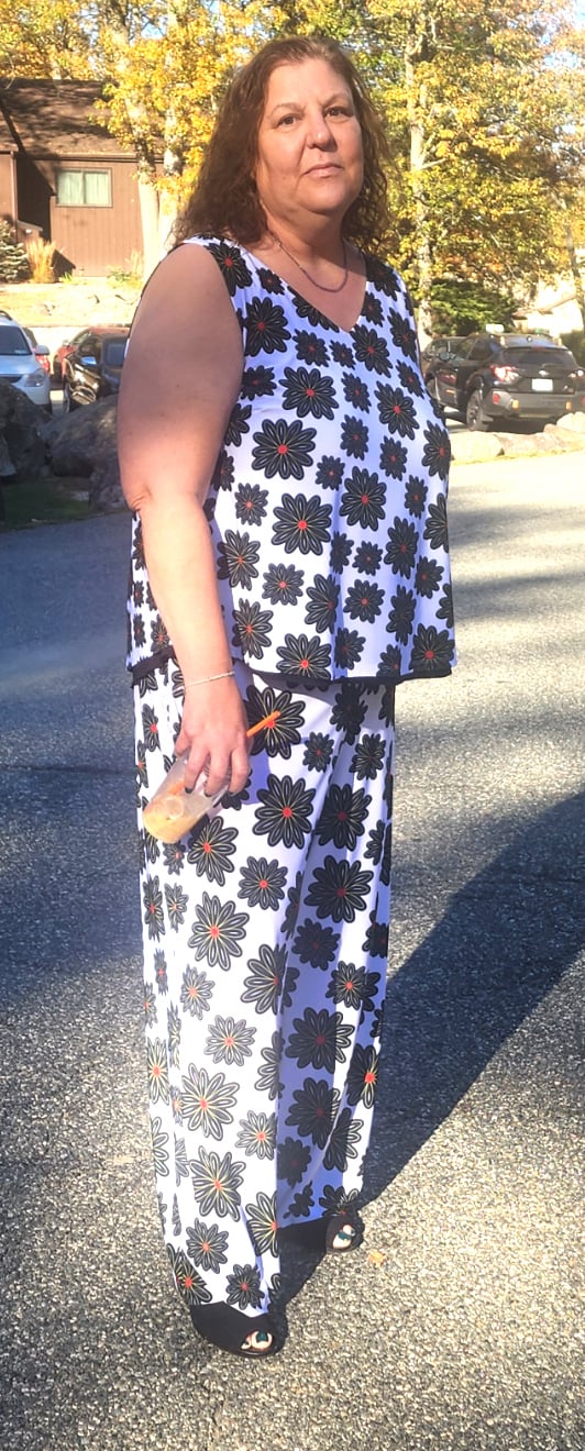 Blue Couch 09152024 1 Black Daisy